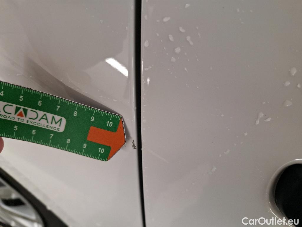  Peugeot  208  Premium 1.5 HDi 100CV BVM6 E6d #4