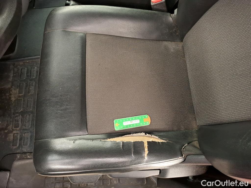  Toyota  Proace TOYOTA  / 2016 / 4P / Fourgon tôlé 2.0 D LONG 120 D-4D BUSINESS #7