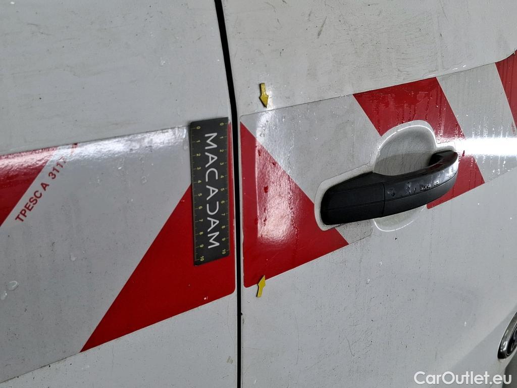  Ford  Transit FORD  Custom / 2018 / 4P / Fourgon tôlé 2.0 ECOBLUE 105 280 L1H1 TREND BUSINESS #17