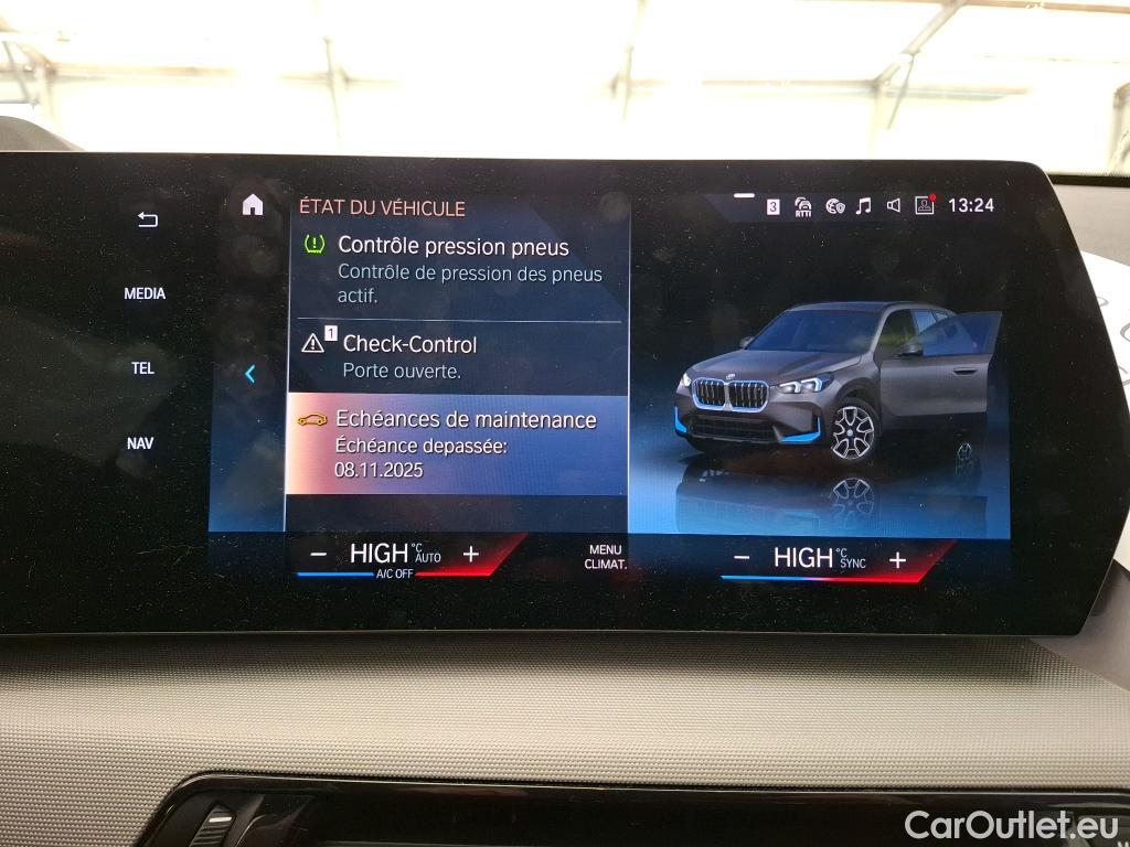  Bmw  iX 1 BMW iX1 2022 5P SUV xDrive30 Business Design #6