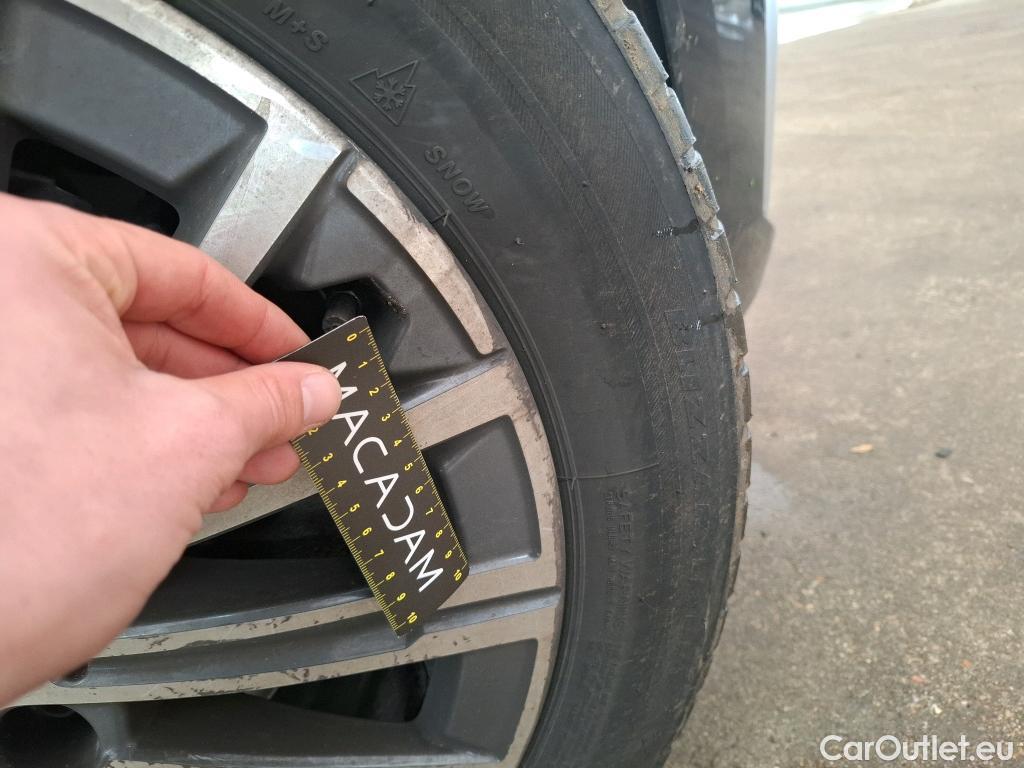  Bmw  2 Tourer BMW Série 2 Active Tourer / 2021 / 5P / monospace 218d 150ch Business Design DKG7 #21