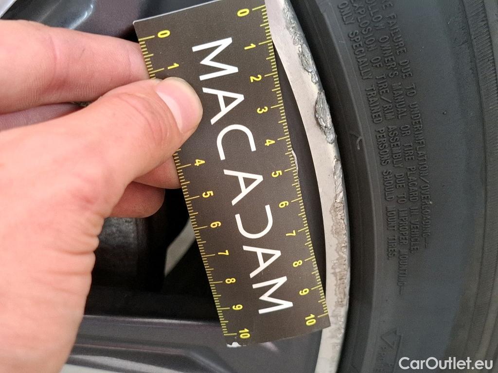  Bmw  Serie 1 BMW Série 1 / 2019 / 5P / Berline 116i DKG7 Business Design #41