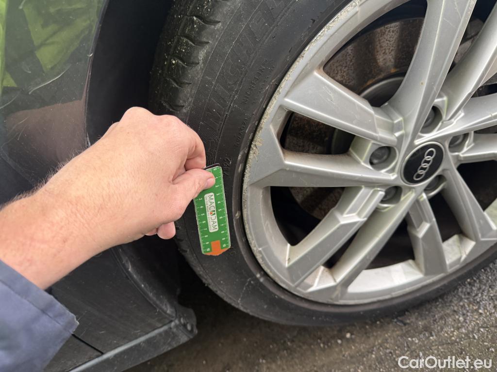  Audi  A3 AUDI  Sportback / 2020 / 5P / Berline 40 TFSI e 204 S Tronic Business Line #37