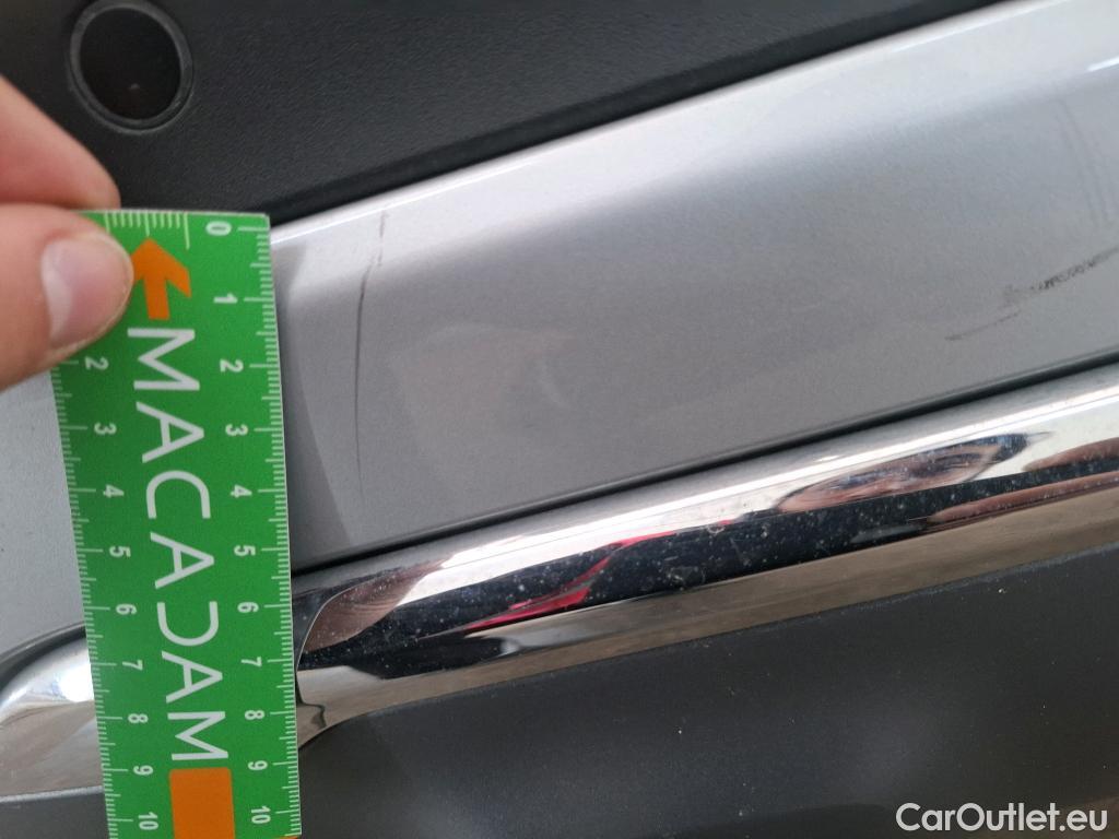  Bmw  X3 Série  sDrive 18d Luxury 2.0 150CV BVA8 E6d #19