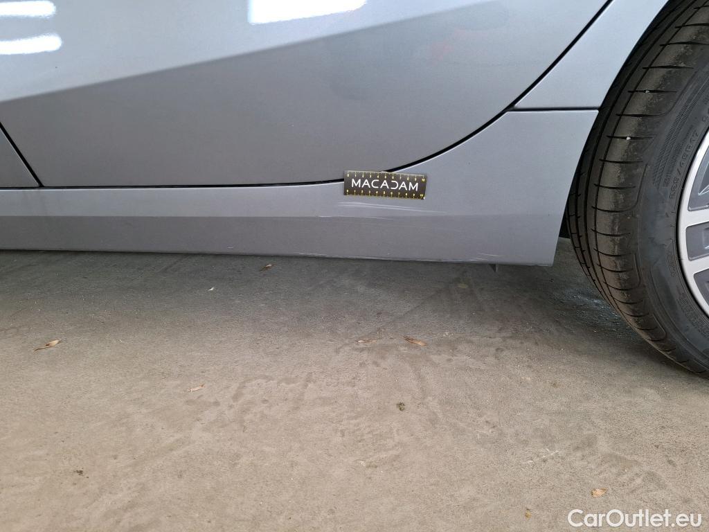  Bmw  Serie 1 BMW Série 1 / 2019 / 5P / Berline 116i DKG7 Business Design #26