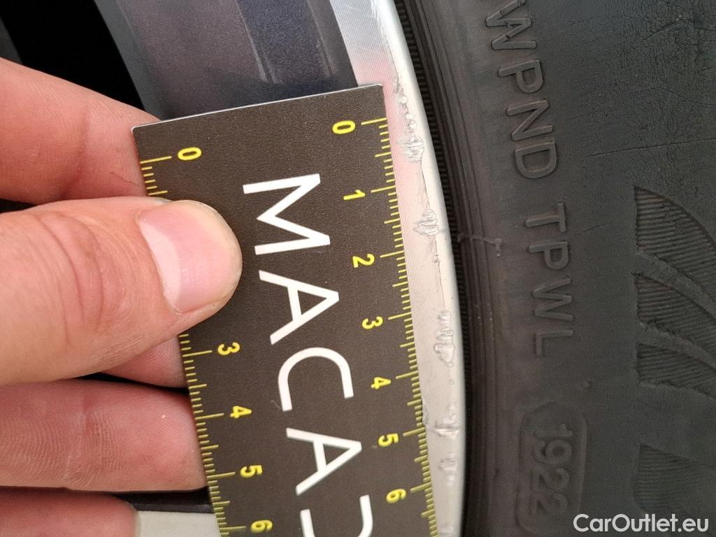  Bmw  Serie 1 BMW Série 1 / 2019 / 5P / Berline 116i DKG7 Business Design #35