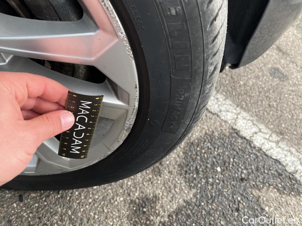  Audi  A3 AUDI  Sportback / 2020 / 5P / Berline 40 TFSI e 204 S Tronic Business Line #42