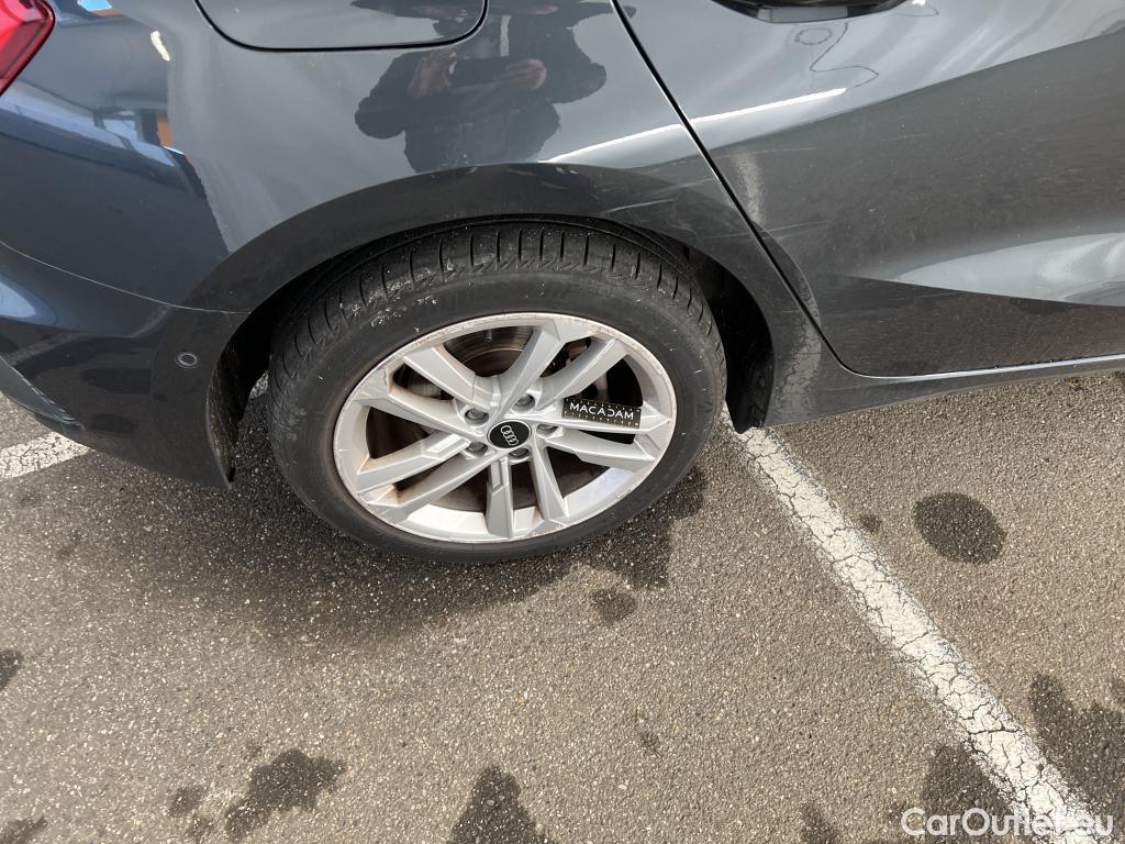  Audi  A3 AUDI  Sportback / 2020 / 5P / Berline 40 TFSI e 204 S Tronic Business Line #29