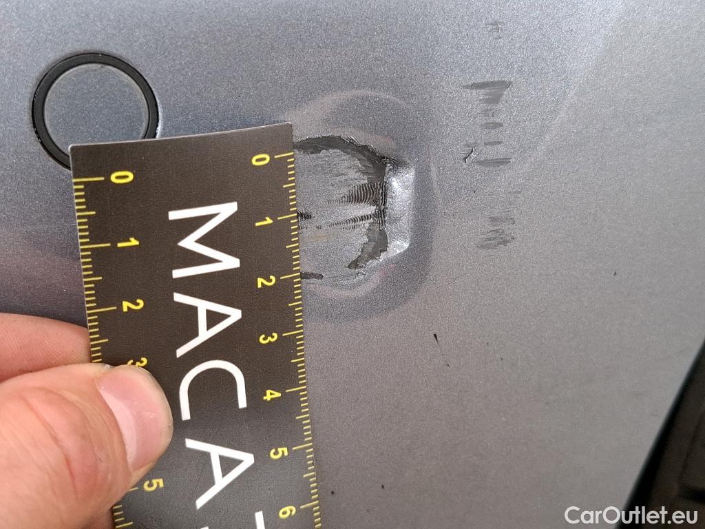  Bmw  Serie 1 BMW Série 1 / 2019 / 5P / Berline 116i DKG7 Business Design #9