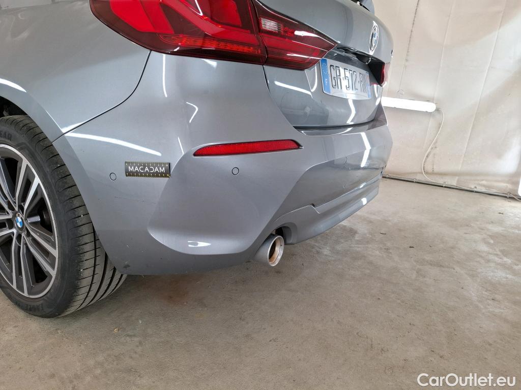  Bmw  Serie 1 BMW Série 1 / 2019 / 5P / Berline 116i DKG7 Business Design #4