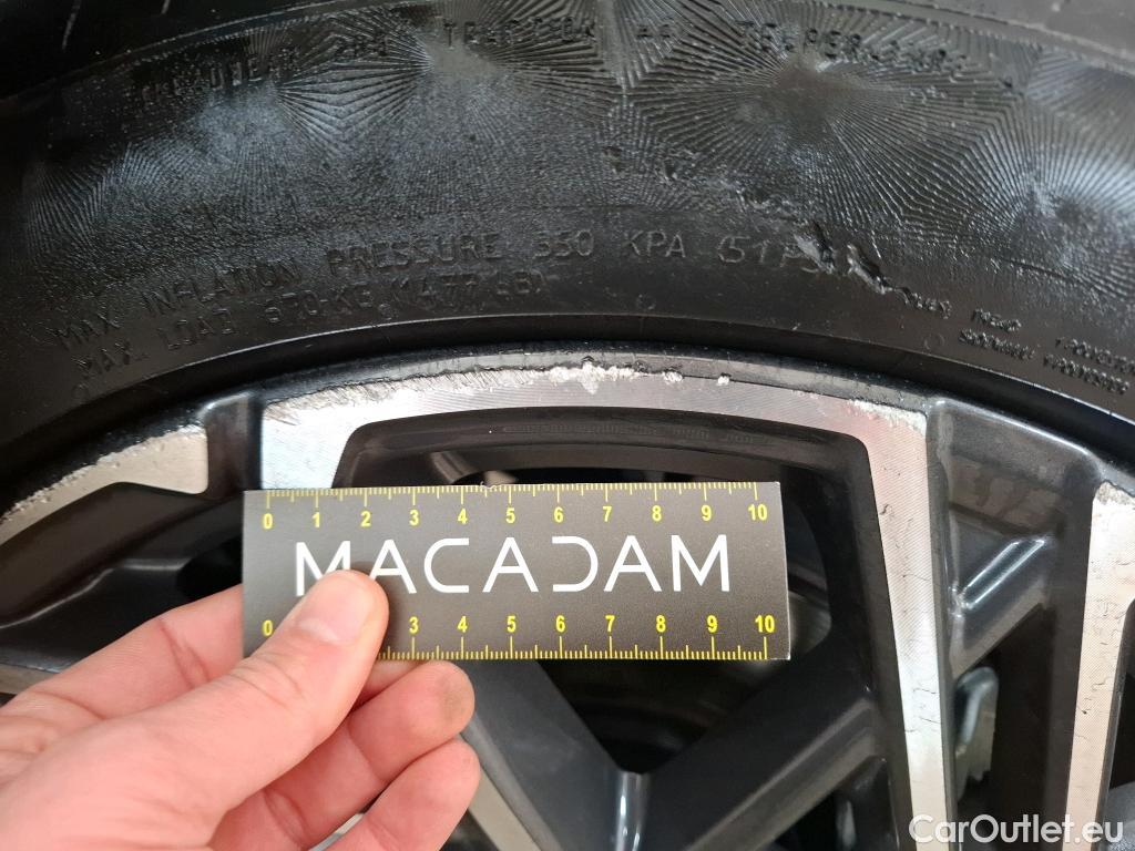  Hyundai  Konna HYUNDAI Kona / 2020 / 5P / SUV 1.0 T-GDI 120 MHEV 48V N LINE EXECUTIVE #29