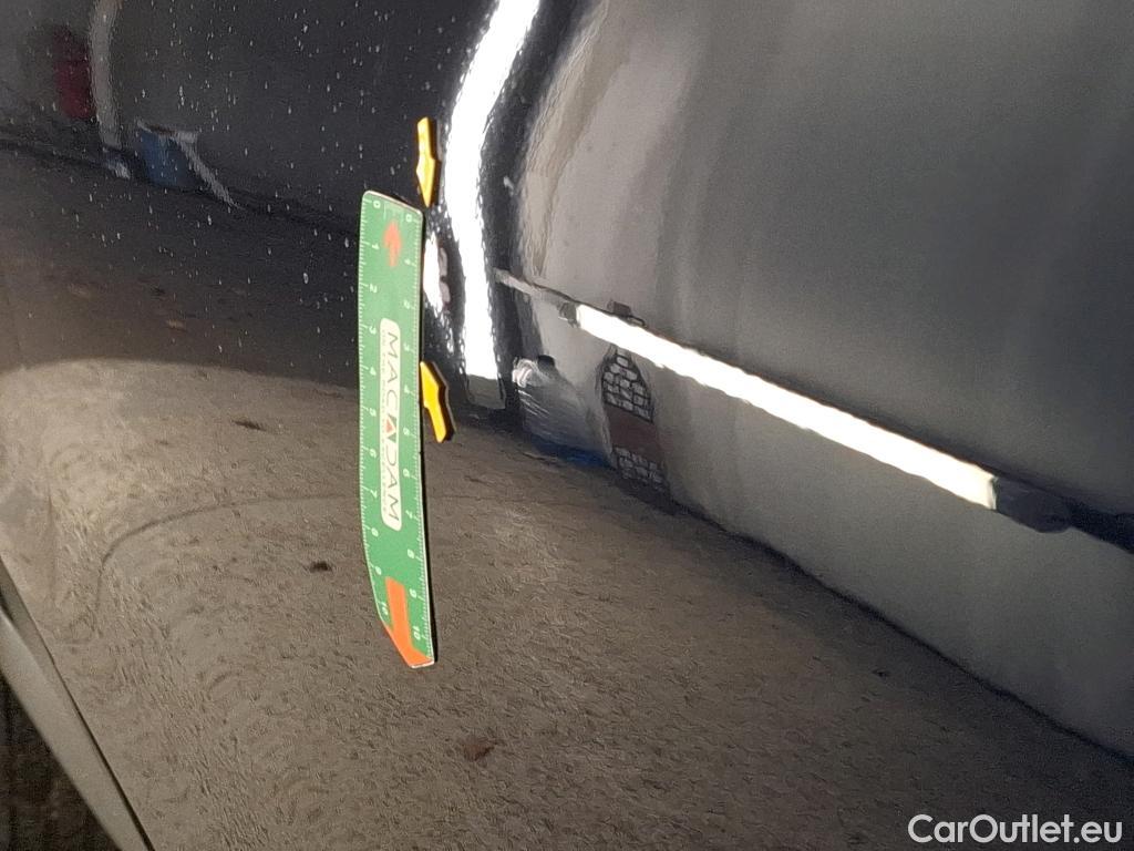  Mercedes  G-Klasee MERCEDES-BENZ GLC / 2019 / 5P / SUV 2.0 GLC 300 E BUSINESS LINE 4MATIC #17