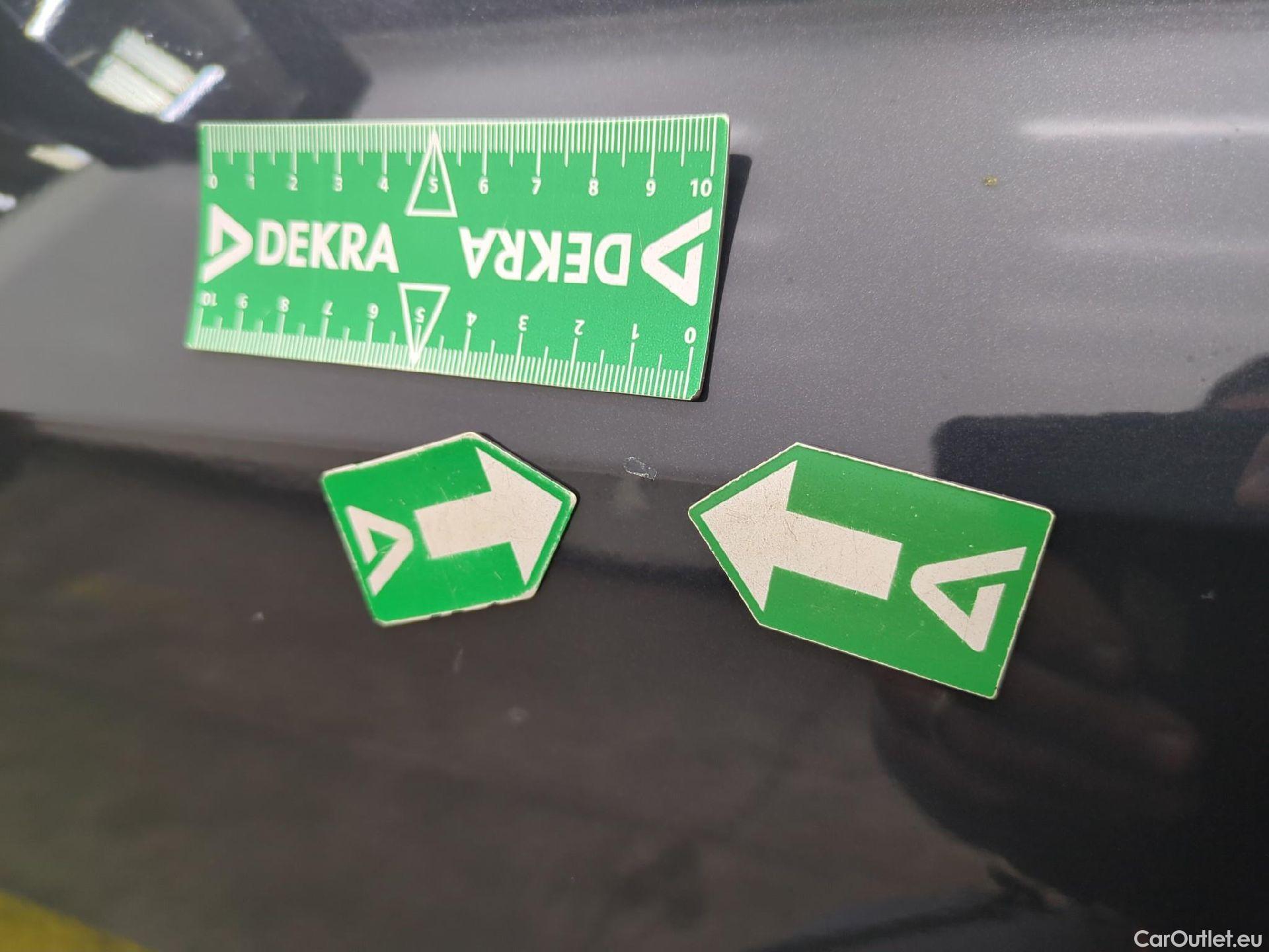  KIA  Sportage KIA  / 2021 / 5P / SUV 1.6 T-GDI 265 PHEV AUTO 4WD GT-L PREM BU #8