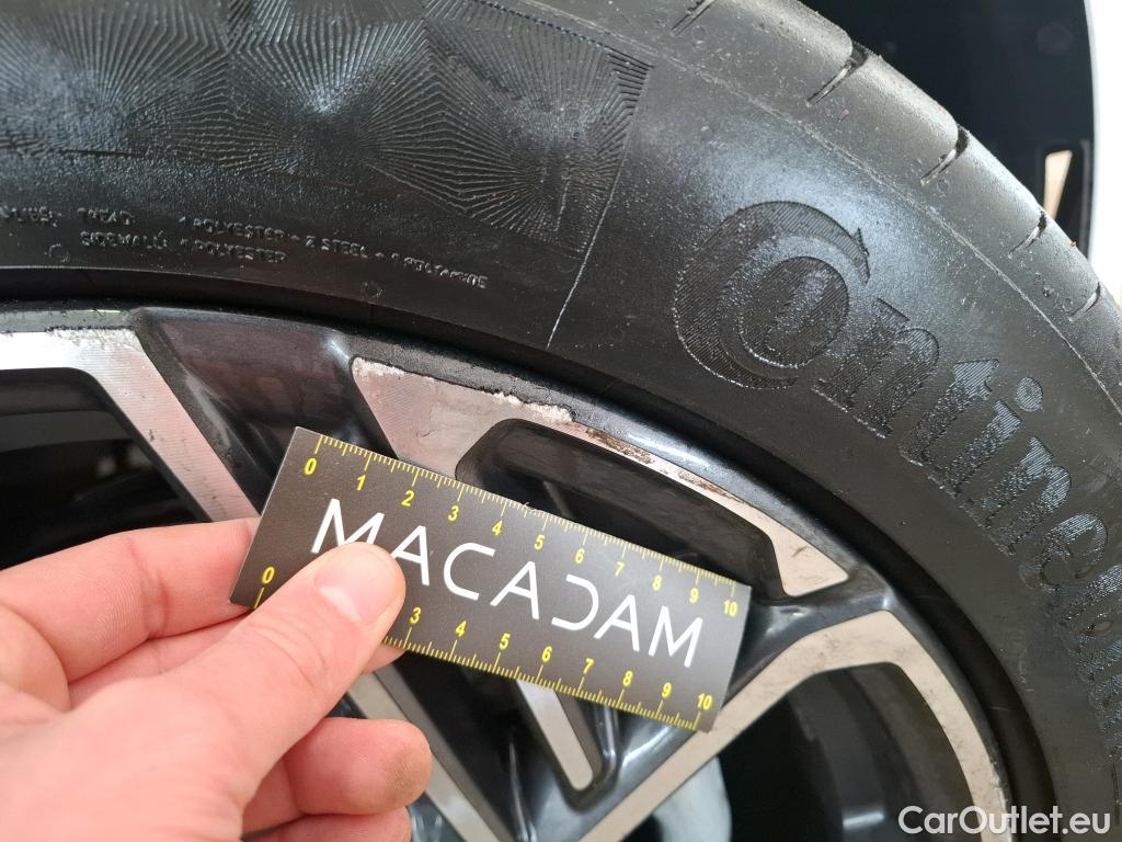  Hyundai  Konna HYUNDAI Kona / 2020 / 5P / SUV 1.0 T-GDI 120 MHEV 48V N LINE EXECUTIVE #30