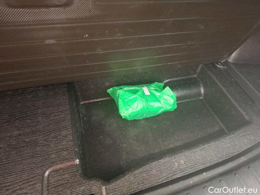  Hyundai  Tucson HYUNDAI  / 2020 / 5P / SUV 1.6 PHEV 265 HTRAC CREATIVE 4WD AUTO #6