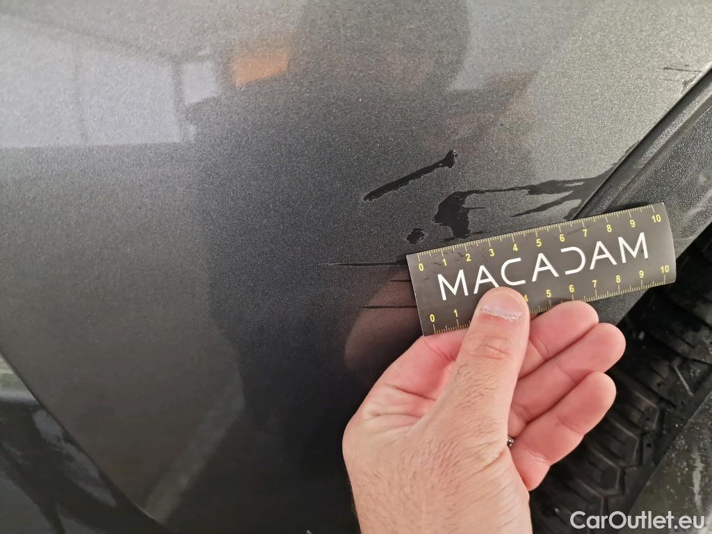  Ford  Kuga FORD  / 2019 / 5P / SUV 2.5 Dur 225 hybrid PHEV Pshift Titanium #17