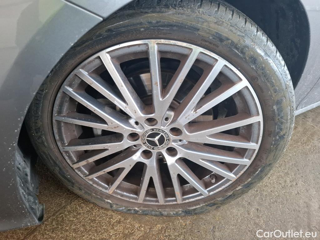  Mercedes  CLA-Klasse MERCEDES-BENZ CLA Coupe 2019 4P Coupé CLA 180 d Business Line BA8 #18