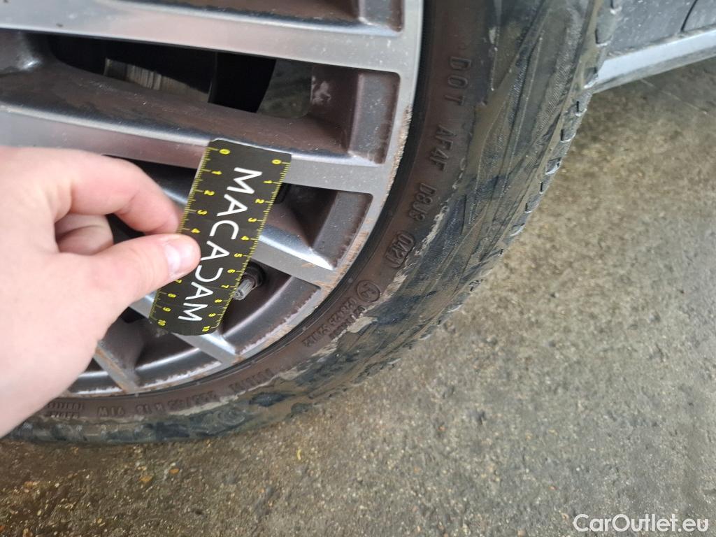  Mercedes  CLA-Klasse MERCEDES-BENZ CLA Coupe 2019 4P Coupé CLA 180 d Business Line BA8 #21