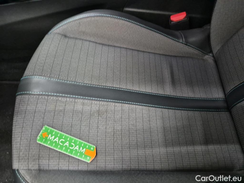  Peugeot  2008  Allure Pack 1.5 HDi 130CV BVA8 E6d #5