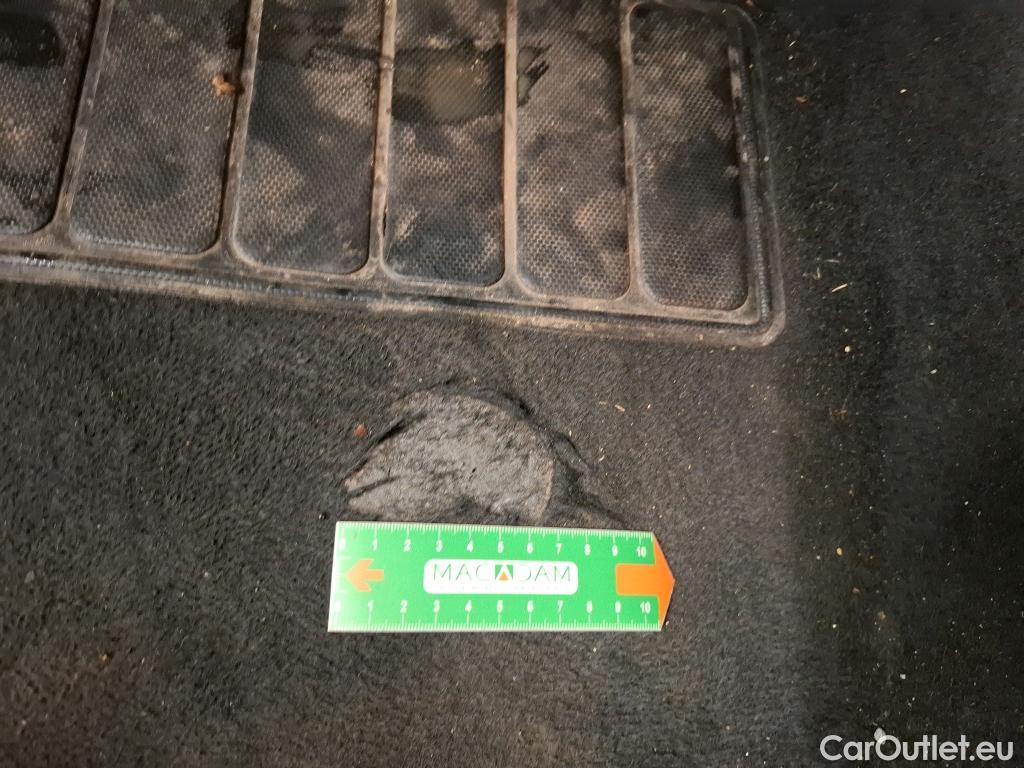  Nissan  Juke NISSAN  / 2019 / 5P / Crossover Hybrid 143 Business+ #8