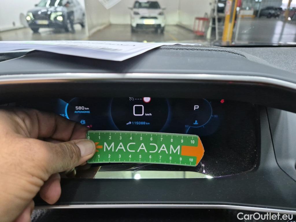  Peugeot  2008  Allure Pack 1.5 HDi 130CV BVA8 E6d #18