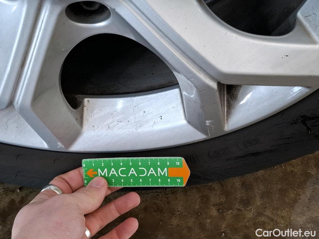  Nissan  Juke NISSAN  / 2019 / 5P / Crossover DIG-T 114 BVM6 Business+ #63