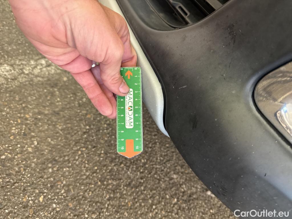  Peugeot  2008  Allure 1.2 PureTech 110CV BVA6 E6dT #15