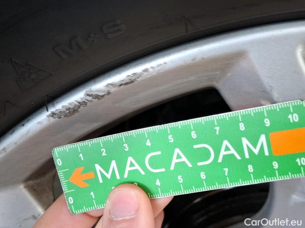  Nissan  Juke NISSAN  / 2019 / 5P / Crossover DIG-T 114 BVM6 Business+ #61