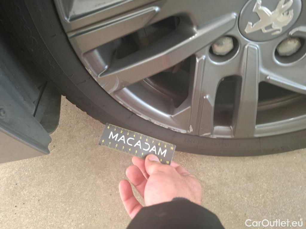  Peugeot  208  Active Business 1.5 HDi 100CV BVM6 E6d #18