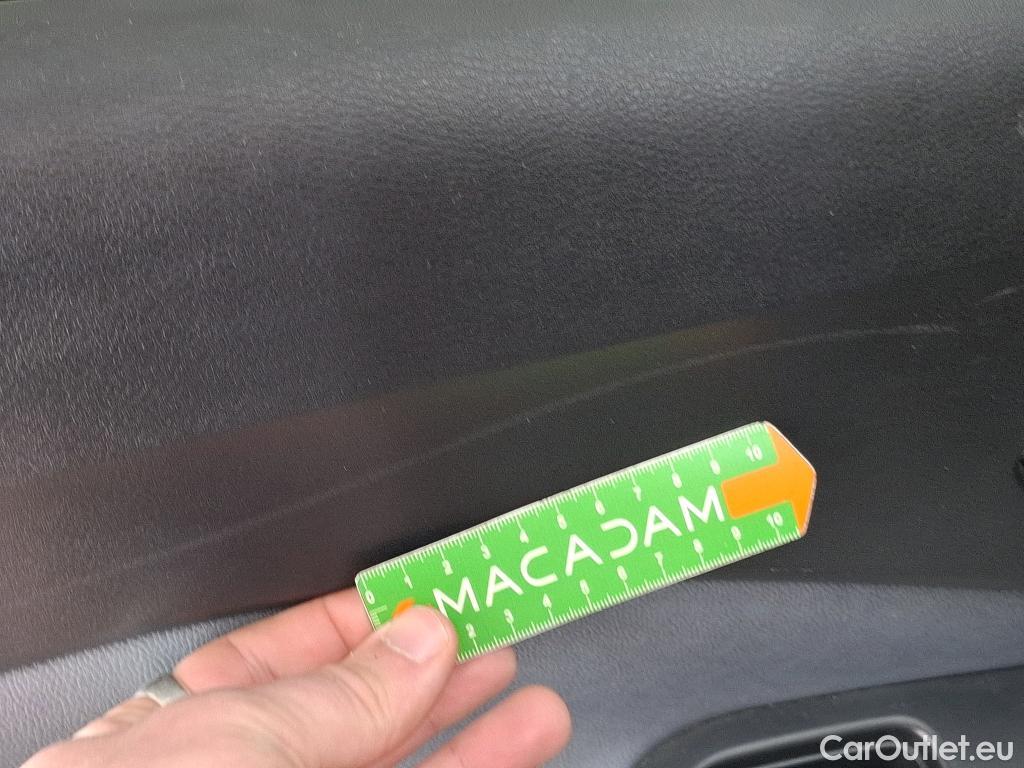  Nissan  Juke NISSAN  / 2019 / 5P / Crossover DIG-T 114 BVM6 Business+ #40