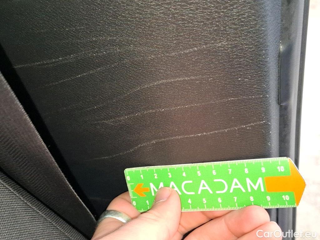  Nissan  Juke NISSAN  / 2019 / 5P / Crossover DIG-T 114 BVM6 Business+ #33