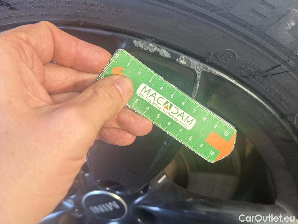  Mini  Countryman MINI  / 2020 / 5P / Crossover Cooper SE ALL4 Premium Plus125+95ch BVA6 #18