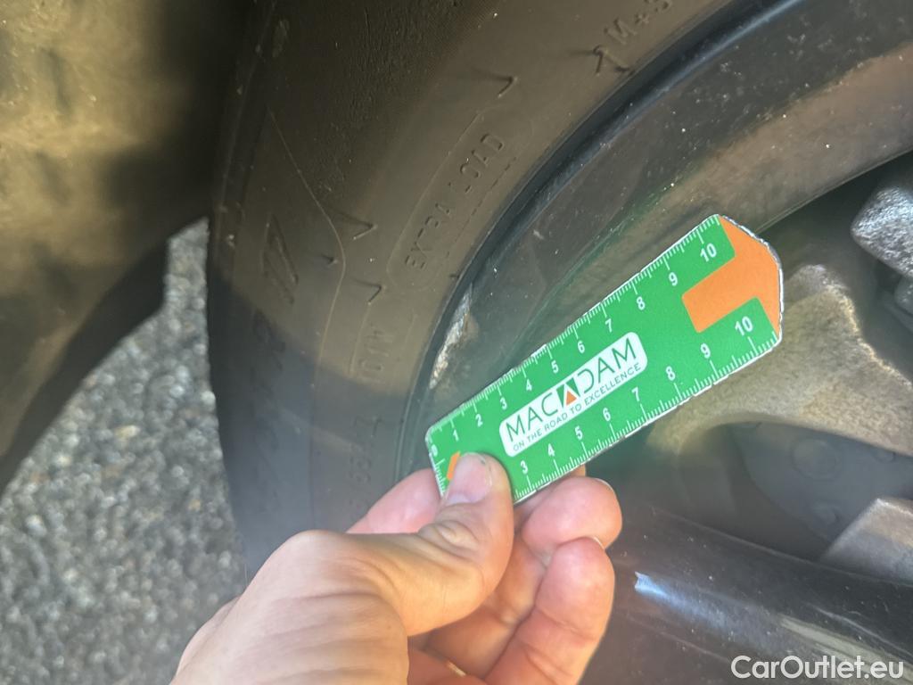  Mini  Countryman MINI  / 2020 / 5P / Crossover Cooper SE ALL4 Premium Plus125+95ch BVA6 #19