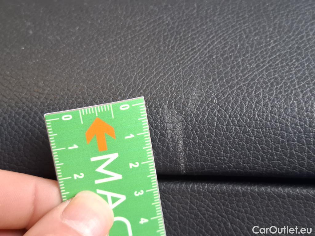  Mercedes  G-Klasee MERCEDES-BENZ GLC / 2019 / 5P / SUV 2.0 GLC 300 E AMG LINE 4MATIC #27