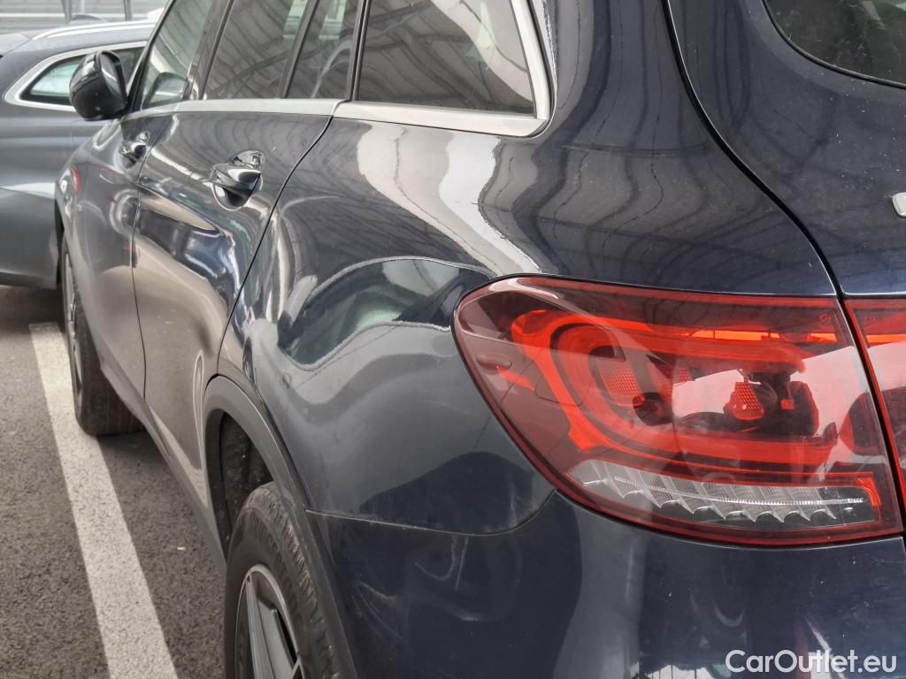  Mercedes  G-Klasee MERCEDES-BENZ GLC / 2019 / 5P / SUV 2.0 GLC 300 E AMG LINE 4MATIC #31