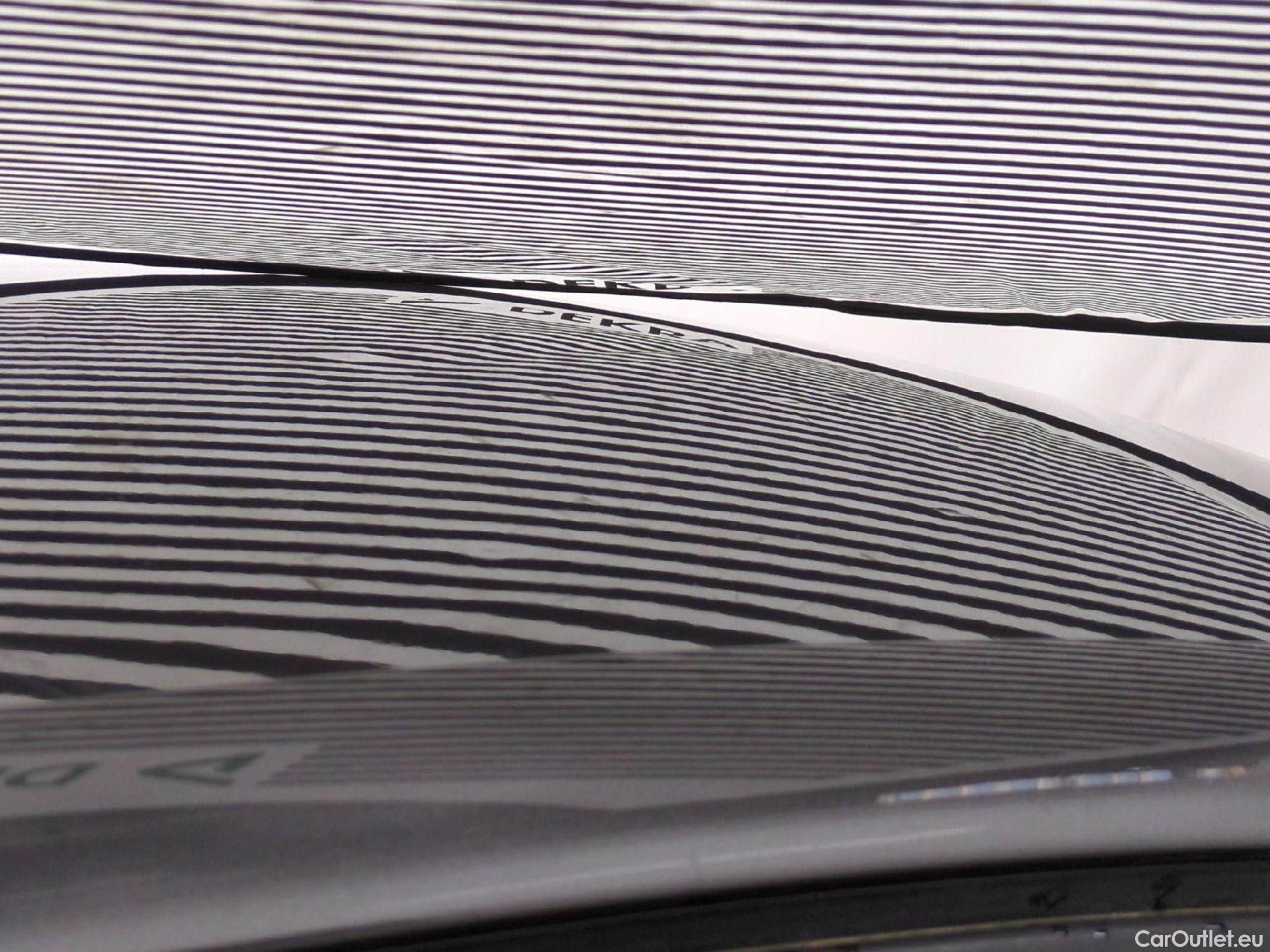  Peugeot  208  Style 1.5 HDi 100CV BVM6 E6d #36