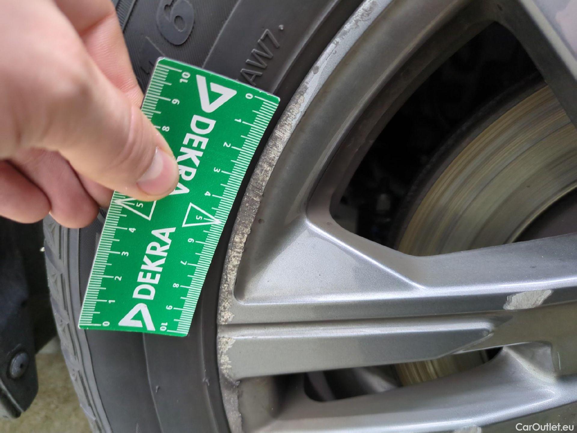  Peugeot  208  Style 1.5 HDi 100CV BVM6 E6d #12