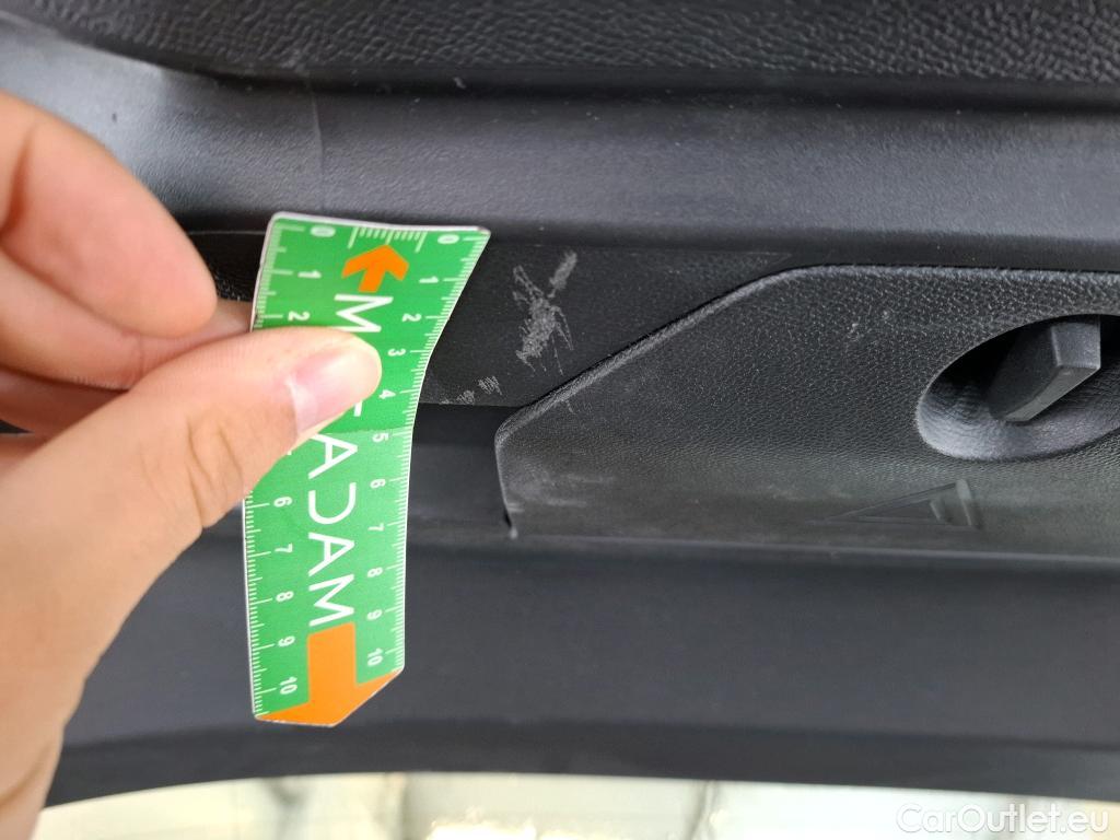  Peugeot  2008  Active Business 1.5 HDi 130CV BVA8 E6d #8