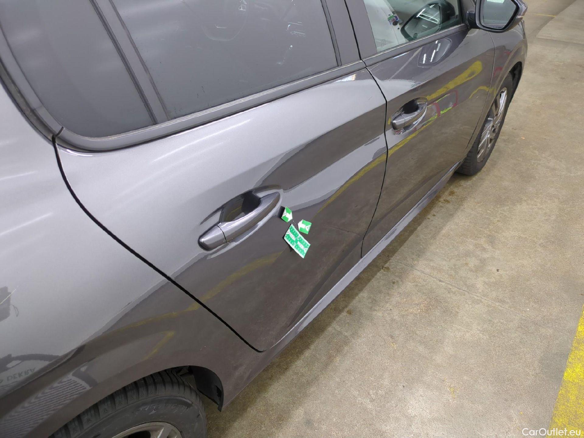  Peugeot  208  Style 1.5 HDi 100CV BVM6 E6d #29