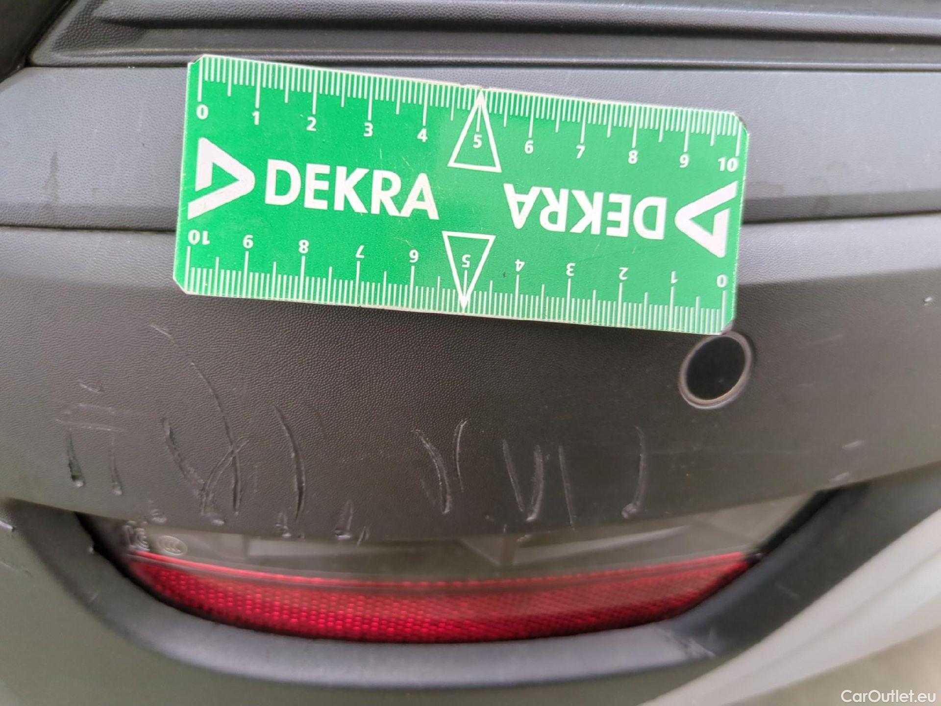  Renault  Captur  II Business 1.5 dCi 115CV BVA7 E6dT #67