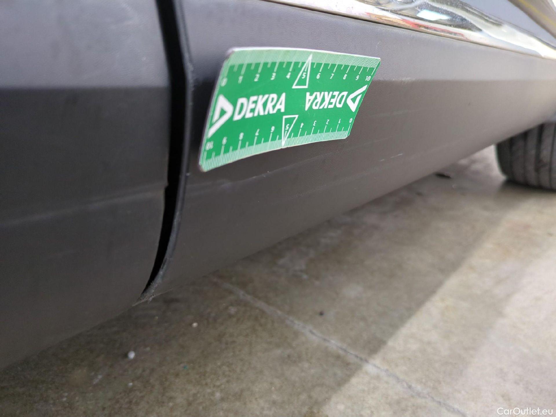  Renault  Captur  II Business 1.5 dCi 115CV BVA7 E6dT #26