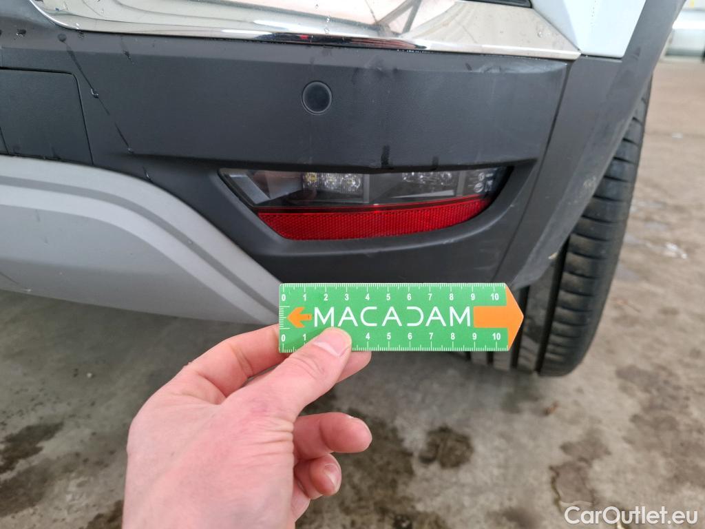  Renault  Captur RENAULT  / 2019 / 5P / SUV Intens TCe 140 EDC FAP -21 #66