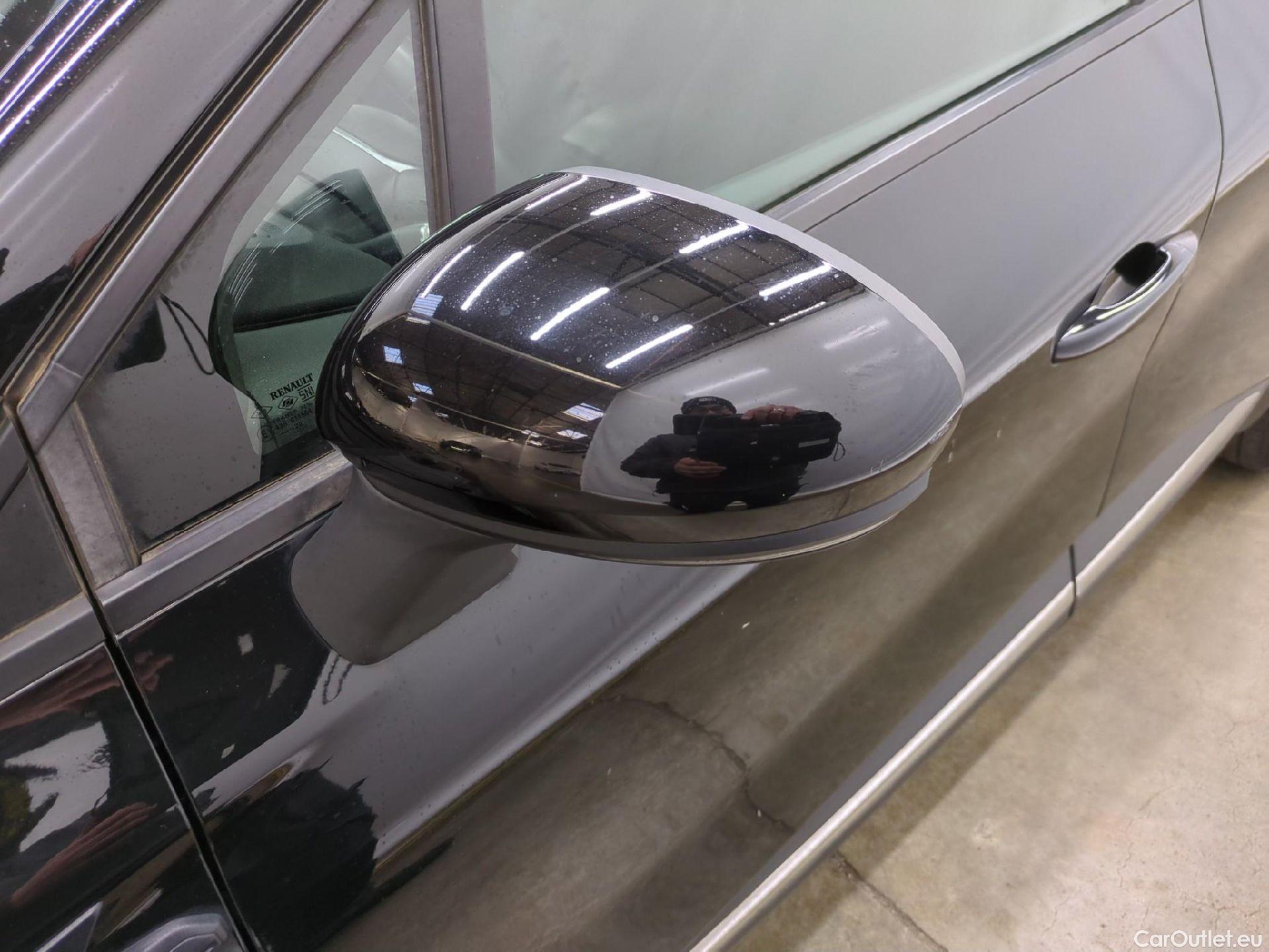  Renault  Captur  II Business 1.5 dCi 115CV BVA7 E6dT #6