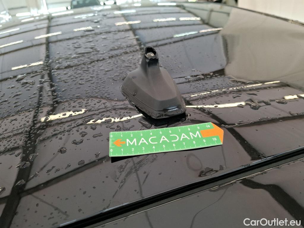  Renault  Captur RENAULT  / 2019 / 5P / SUV Intens TCe 140 EDC FAP -21 #68