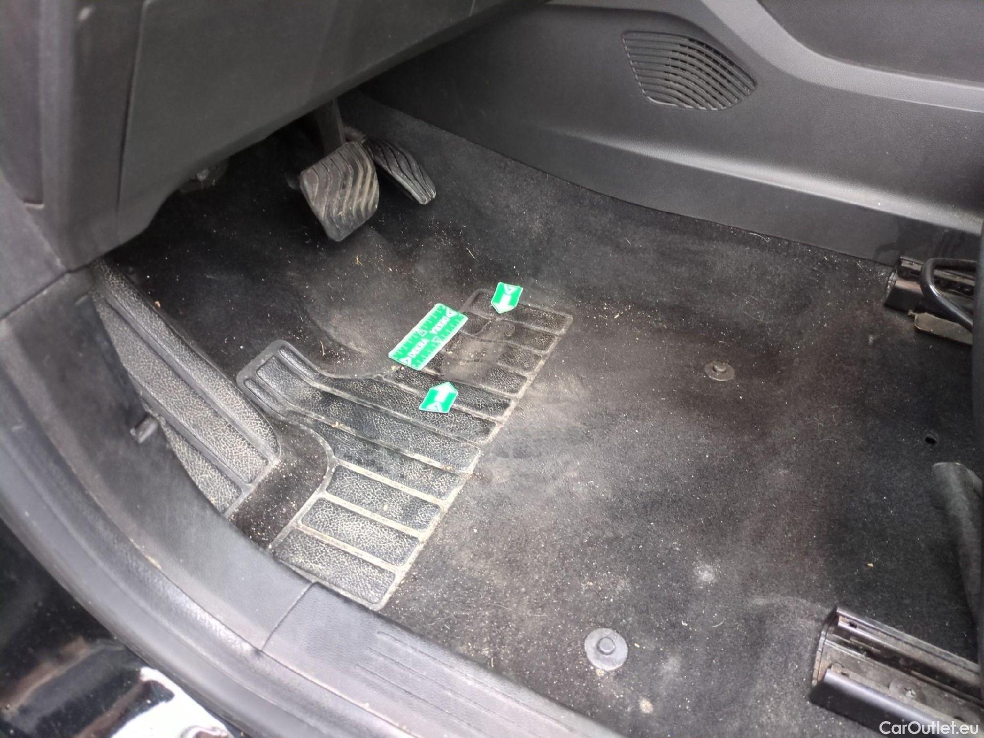  Renault  Captur  II Business 1.5 dCi 115CV BVA7 E6dT #2