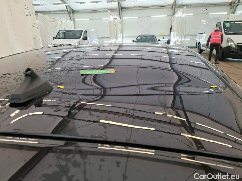  Renault  Captur RENAULT  / 2019 / 5P / SUV Intens TCe 140 EDC FAP -21 #4