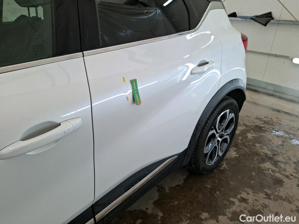  Renault  Captur RENAULT  / 2019 / 5P / SUV Intens TCe 140 EDC FAP -21 #16