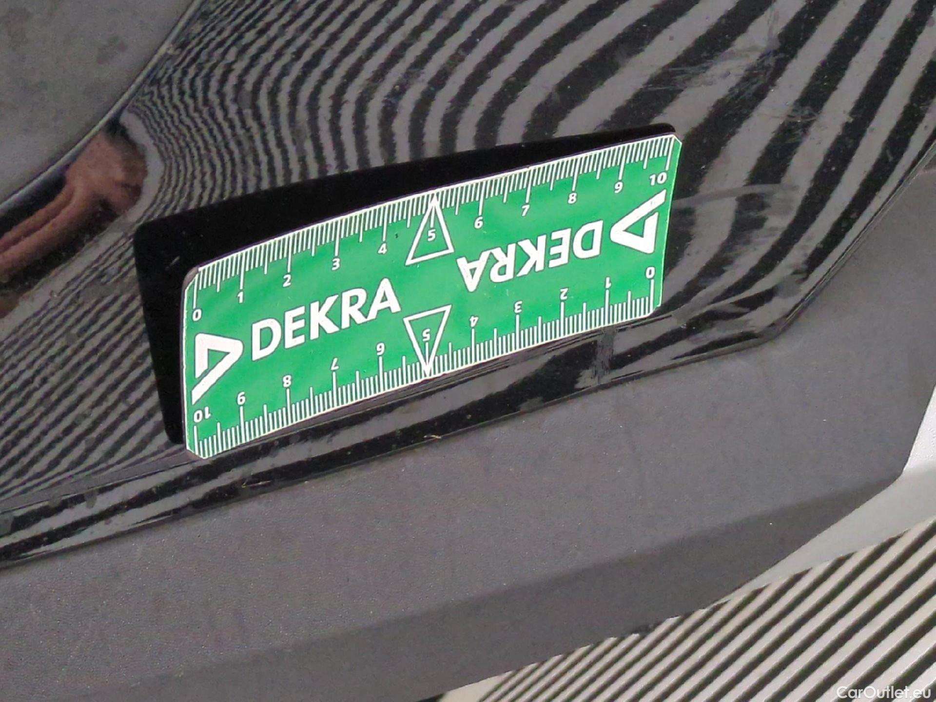  Renault  Captur  II Business 1.5 dCi 115CV BVA7 E6dT #28