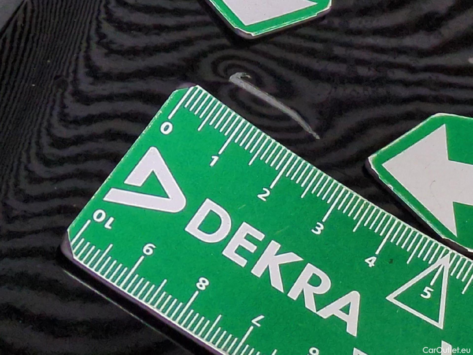  Renault  Captur  II Business 1.5 dCi 115CV BVA7 E6dT #21