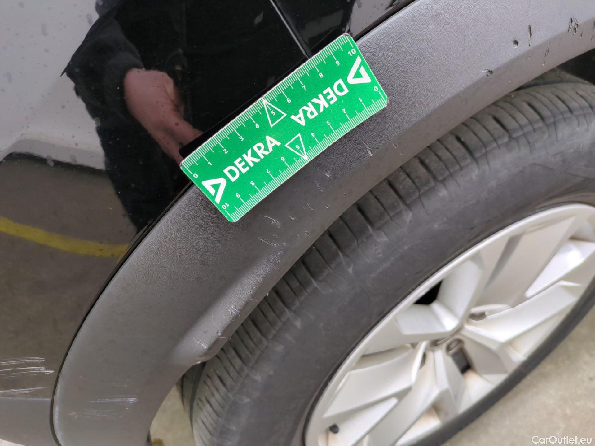  Renault  Captur  II Business 1.5 dCi 115CV BVA7 E6dT #14